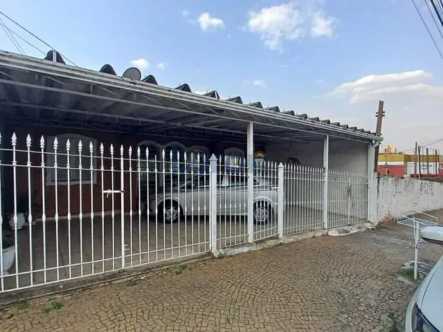 Casa com 200m², à venda, no bairro Jardim Santo Antônio em Valinhos