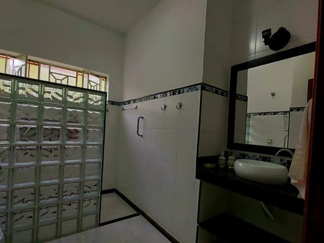 Casa com 720m² 3 quartos e 4 banheiros, à venda, no bairro Jardim Residencial Doutor Lessa em Pindamonhangaba