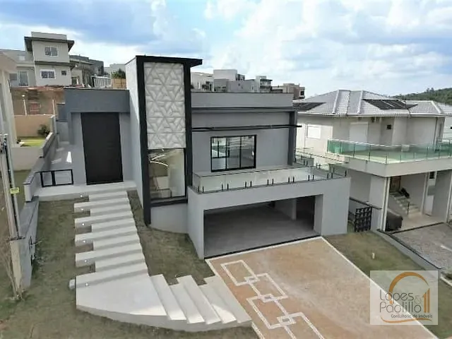 Casa com 648m² 4 quartos e 5 banheiros, à venda, no bairro Condomínio Residencial Campos do Conde em Bragança Paulista