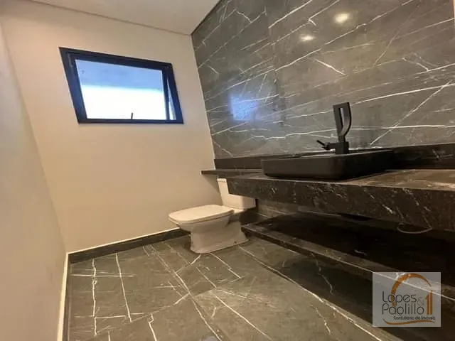Casa com 648m² 4 quartos e 5 banheiros, à venda, no bairro Condomínio Residencial Campos do Conde em Bragança Paulista