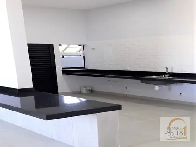 Casa com 175m² 3 quartos e 3 banheiros, à venda, no bairro Caetetuba em Atibaia