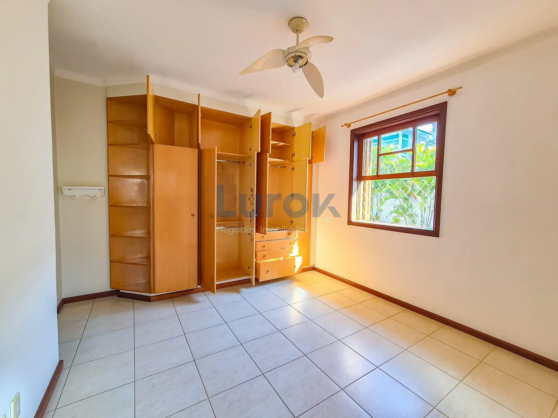 Casa, 4 quartos, 330 m² - Foto 20