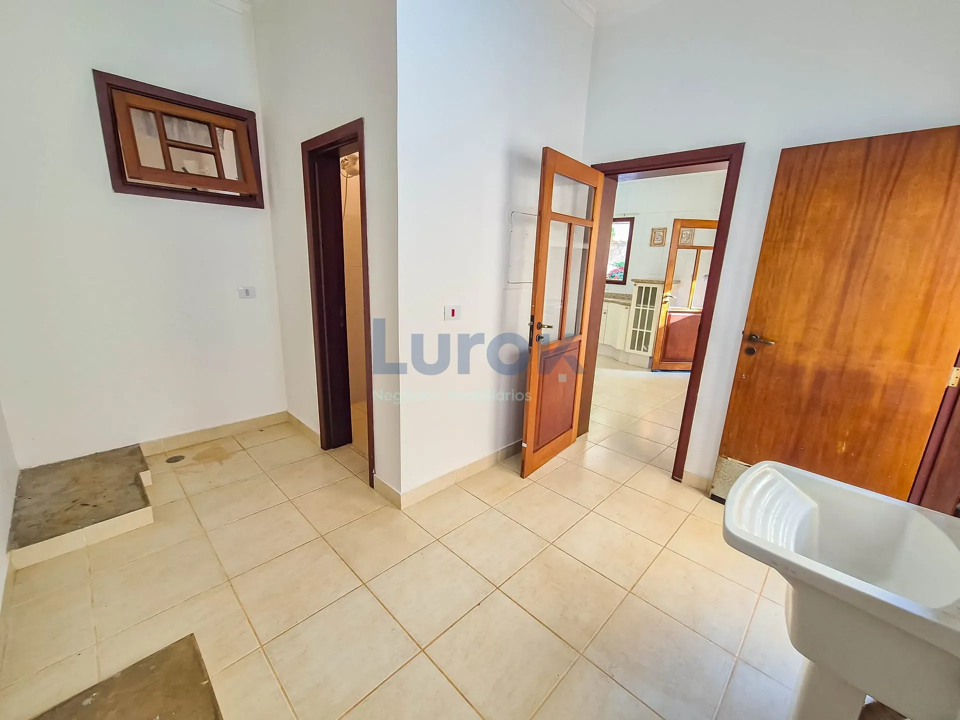 Casa, 4 quartos, 330 m² - Foto 10