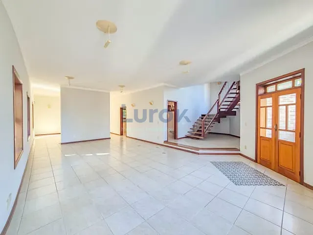 Casa 4 quartos e 5 banheiros, à venda, no bairro Jardim Recanto em Valinhos