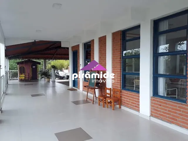 Casa com 9120m² 3 quartos e 4 banheiros, à venda, no bairro Pau de Saia em São José dos Campos