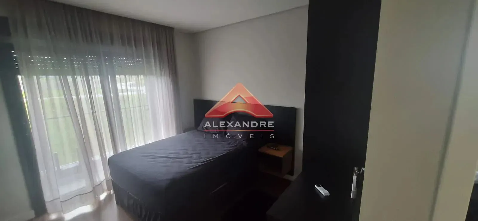 Casa, 3 quartos, 246 m² - Foto 8