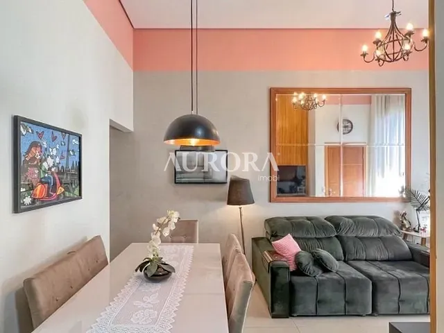 Casa com 150m² 2 quartos e 3 banheiros, à venda, no bairro Columbia em Londrina