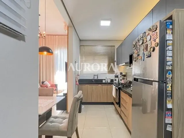 Casa com 150m² 2 quartos e 3 banheiros, à venda, no bairro Columbia em Londrina