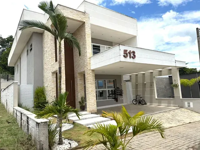 Casa com 354m² 4 quartos e 5 banheiros, à venda, no bairro Bairro dos Guedes em Tremembé