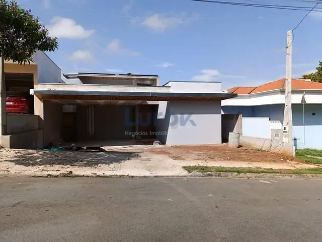 Casa com 300m² 3 quartos e 4 banheiros, à venda, no bairro Roncáglia em Valinhos