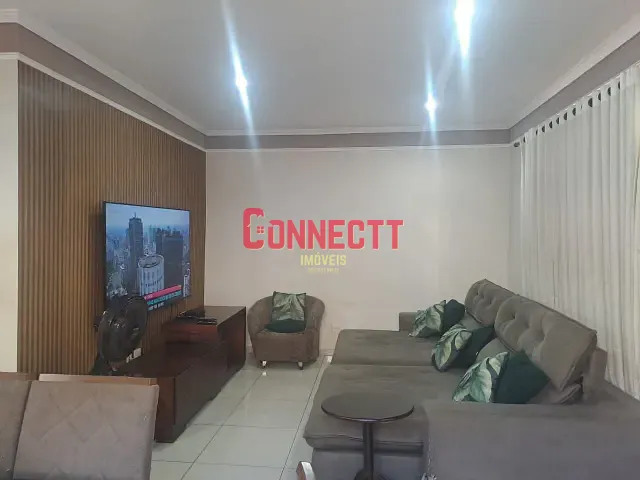 Casa com 198m² 3 quartos e 2 banheiros, à venda, no bairro Vila Tibério em Ribeirão Preto