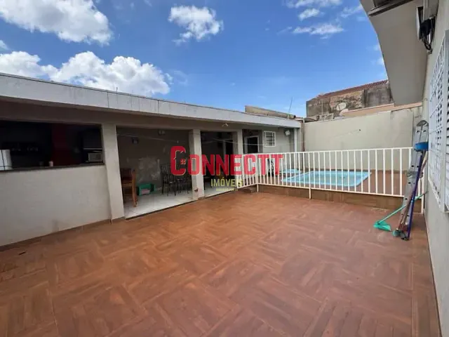 Casa com 198m² 3 quartos e 2 banheiros, à venda, no bairro Vila Tibério em Ribeirão Preto