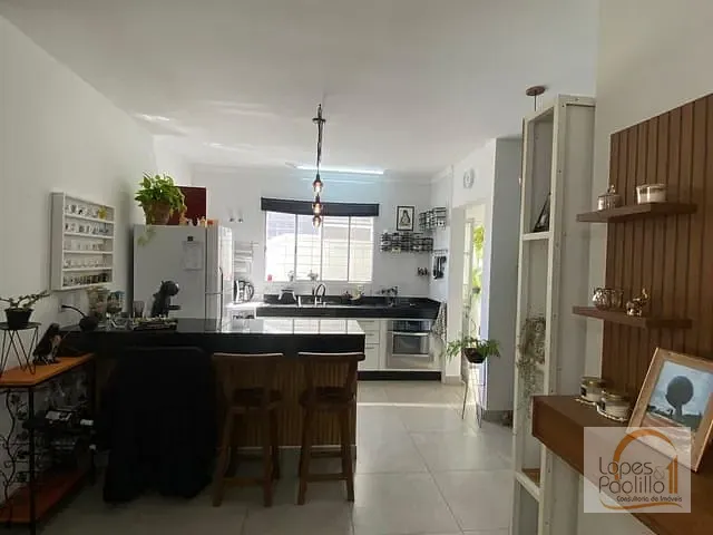 Casa com 100m² 2 quartos e 3 banheiros, à venda, no bairro Jardim Brogotá em Atibaia