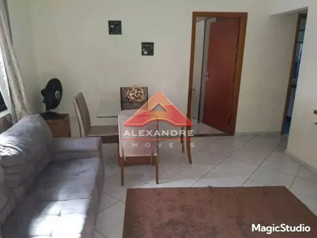 Casa com 300m² 3 quartos e 1 banheiro, à venda, no bairro Cidade Morumbi em São José dos Campos