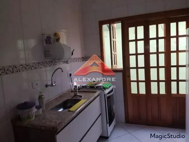 Casa com 300m² 3 quartos e 1 banheiro, à venda, no bairro Cidade Morumbi em São José dos Campos
