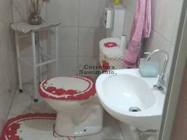 Casa com 80m² 2 quartos e 2 banheiros, à venda, no bairro Jardim Maria Amélia em Jacareí