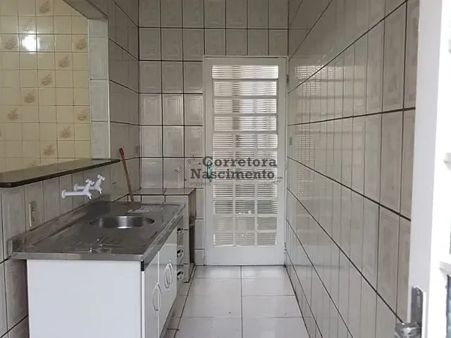 Casa com 150m², à venda, no bairro Parque Santo Antônio em Jacareí