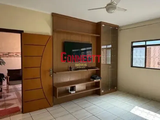 Casa com 250m² 3 quartos e 3 banheiros, à venda, no bairro Jardim Maria Imaculada II em Brodowski