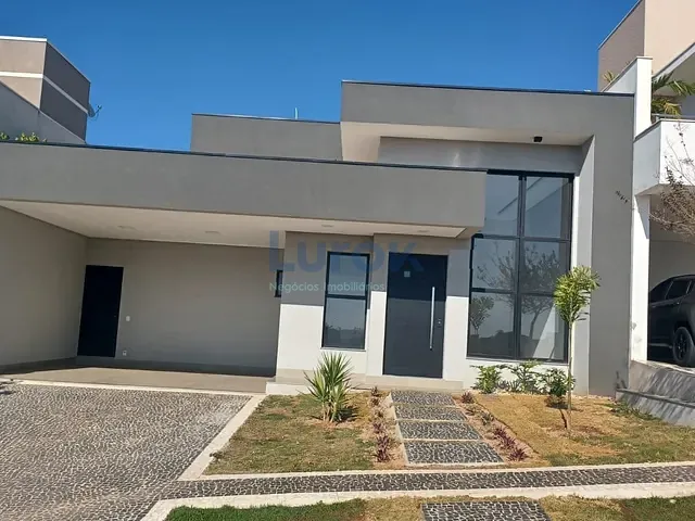 Casa com 326m² 3 quartos e 5 banheiros, à venda, no bairro Roncáglia em Valinhos