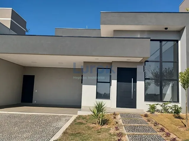 Casa com 326m² 3 quartos e 5 banheiros, à venda, no bairro Roncáglia em Valinhos