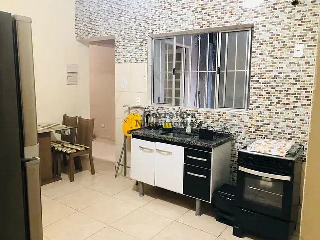 Casa com 150m² 4 quartos e 2 banheiros, à venda, no bairro Jardim Aeroporto em São José dos Campos