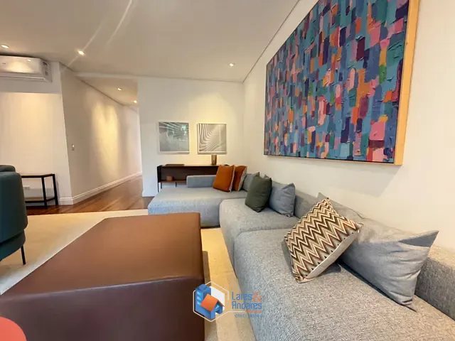 Casa com 334m² 4 quartos e 7 banheiros, à venda, no bairro Real Parque em São Paulo