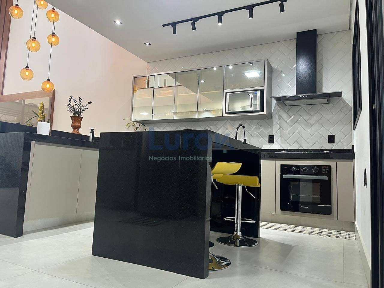 Casa, 4 quartos, 285 m² - Foto 3