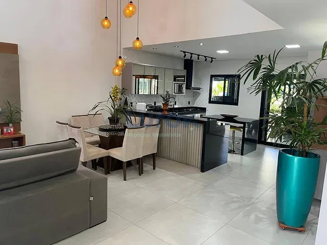 Casa com 340m² 4 quartos e 4 banheiros, à venda, no bairro Jardim São Marcos em Valinhos