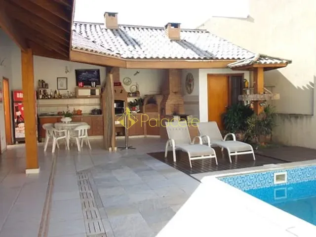 Casa 4 quartos e 4 banheiros, à venda, no bairro Jardim das Nações em Taubaté
