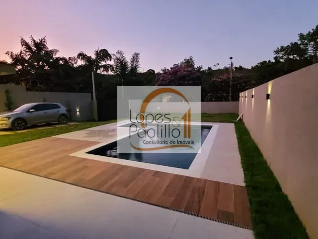 Casa com 420m² 3 quartos e 3 banheiros, à venda, no bairro Portão em Atibaia