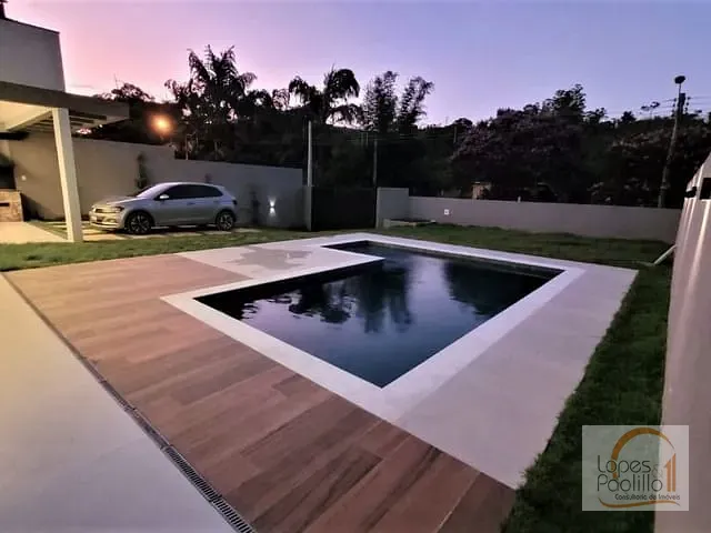 Casa com 420m² 3 quartos e 3 banheiros, à venda, no bairro Portão em Atibaia