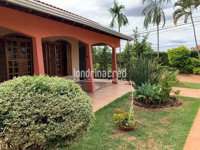 Casa com 711m², à venda, no bairro Vila Romana em Ibiporã