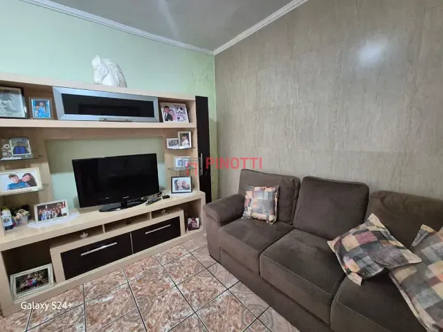 Casa 2 quartos e 1 banheiro, à venda, no bairro Baeta Neves em São Bernardo do Campo