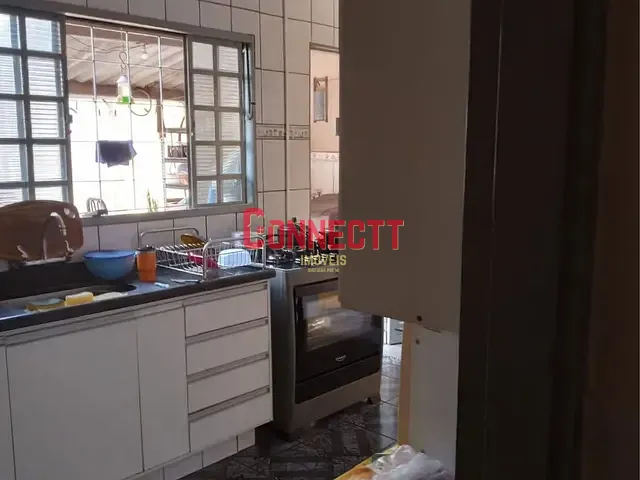Casa com 200m² 3 quartos e 2 banheiros, à venda, no bairro Quintino Facci II em Ribeirão Preto