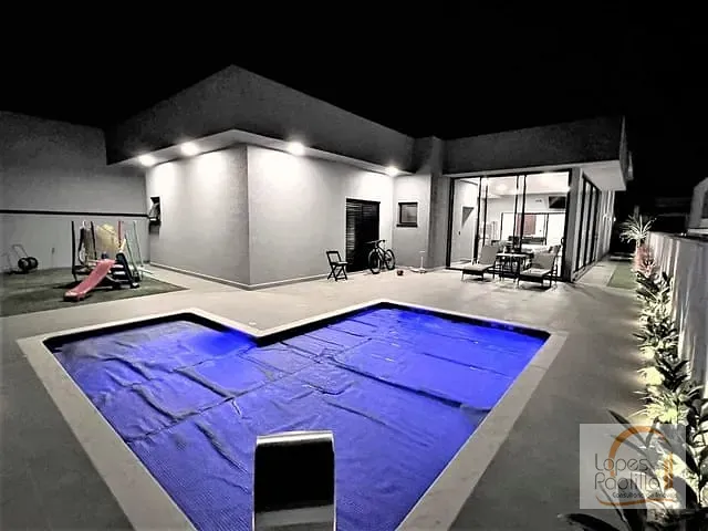 Casa com 600m² 3 quartos e 5 banheiros, à venda, no bairro Condomínio Residencial Reserva Ecológica Atibaia em Atibaia