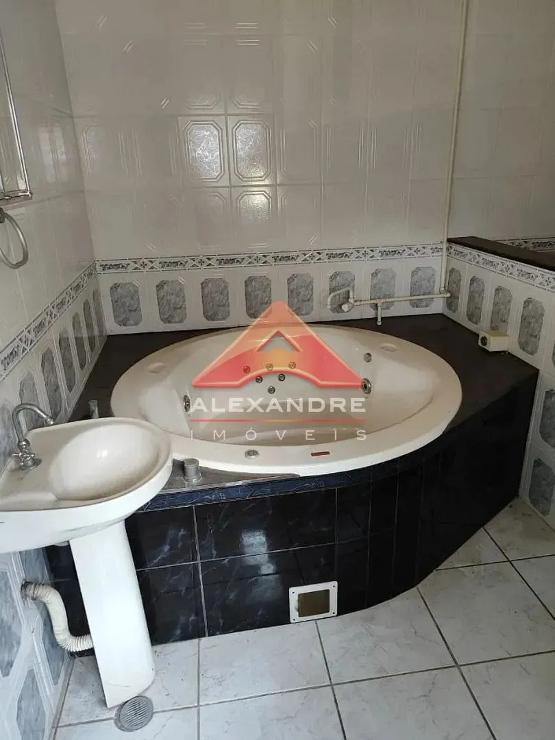 Casa, 4 quartos, 180 m² - Foto 5