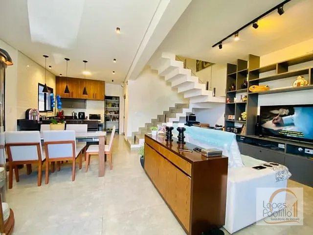 Casa com 207m² 3 quartos e 4 banheiros, à venda, no bairro Ressaca em Atibaia