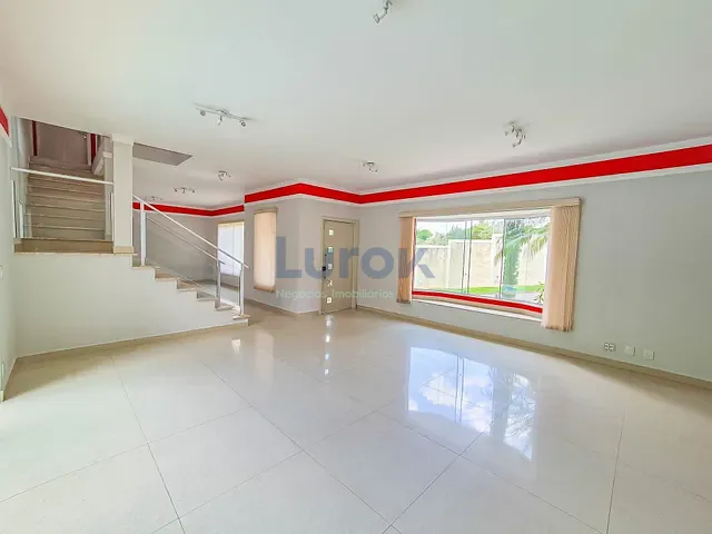 Casa com 640m² 3 quartos e 5 banheiros, à venda ou para alugar, no bairro Jardim Recanto em Valinhos