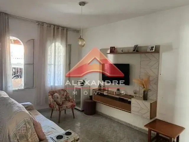 Casa com 150m² 2 quartos e 2 banheiros, à venda, no bairro Vila Tesouro em São José Dos Campos