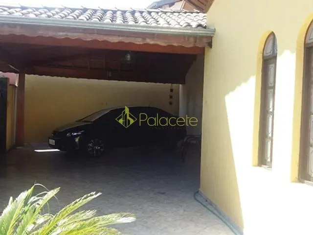 Casa com 267m² 3 quartos e 2 banheiros, à venda, no bairro Santana em Pindamonhangaba