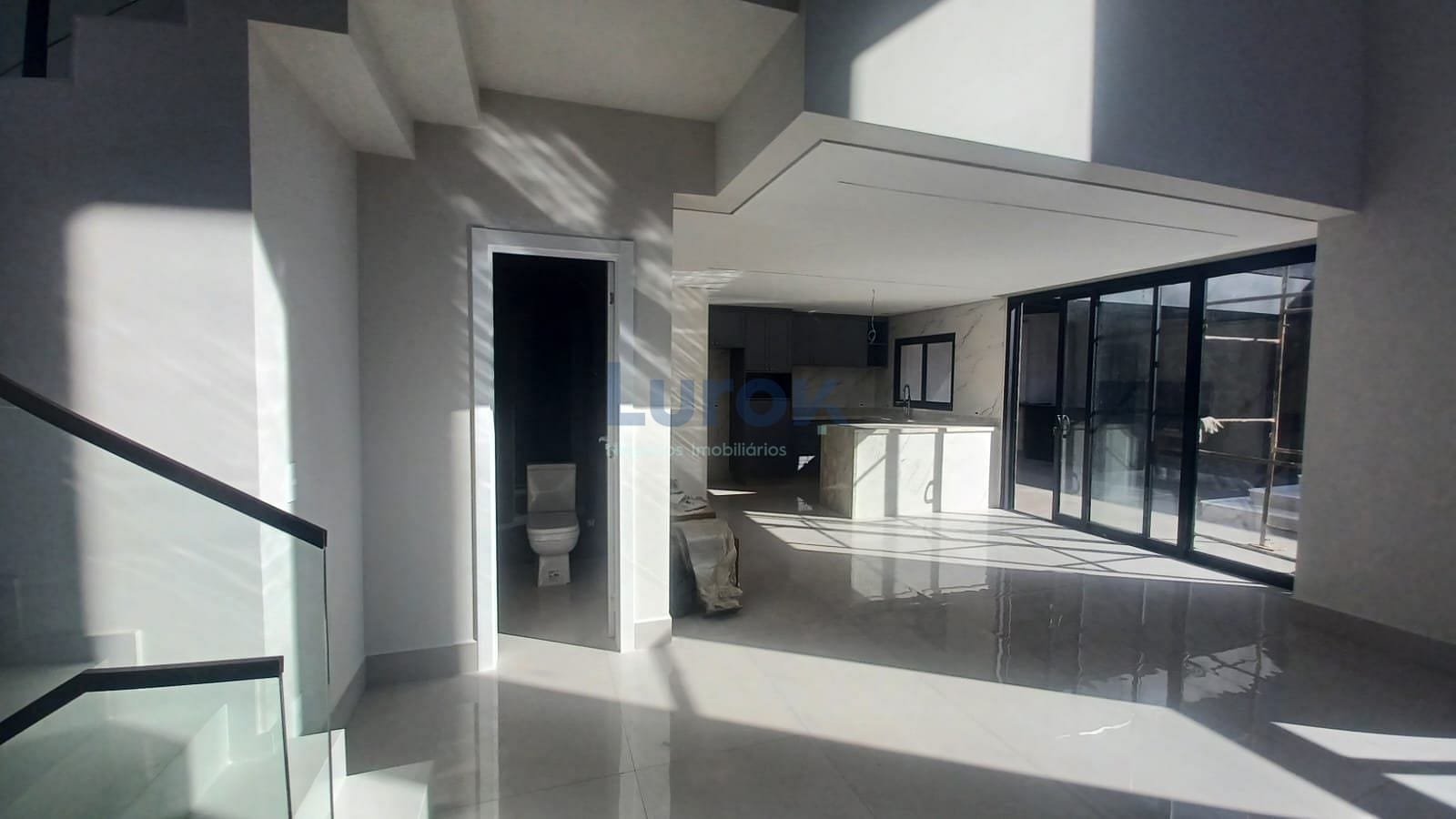 Casa, 3 quartos, 232 m² - Foto 2