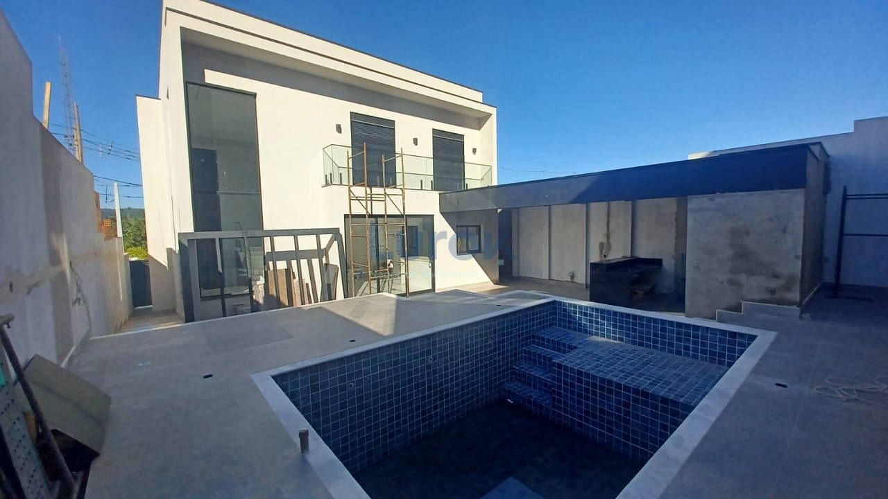 Casa, 3 quartos, 232 m² - Foto 31