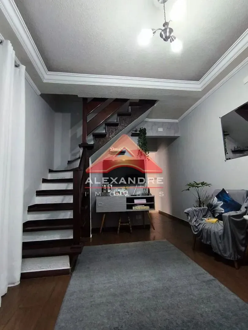 Casa, 3 quartos, 174 m² - Foto 1