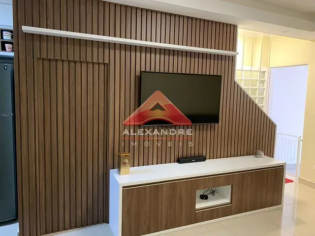 Casa com 75m² 2 quartos e 1 banheiro, à venda, no bairro Jardim Vale do Sol em São José dos Campos