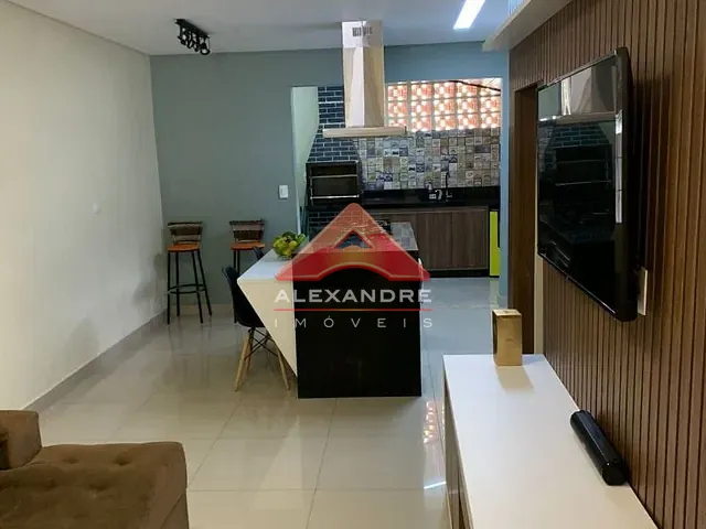 Casa com 75m² 2 quartos e 1 banheiro, à venda, no bairro Jardim Vale do Sol em São José dos Campos