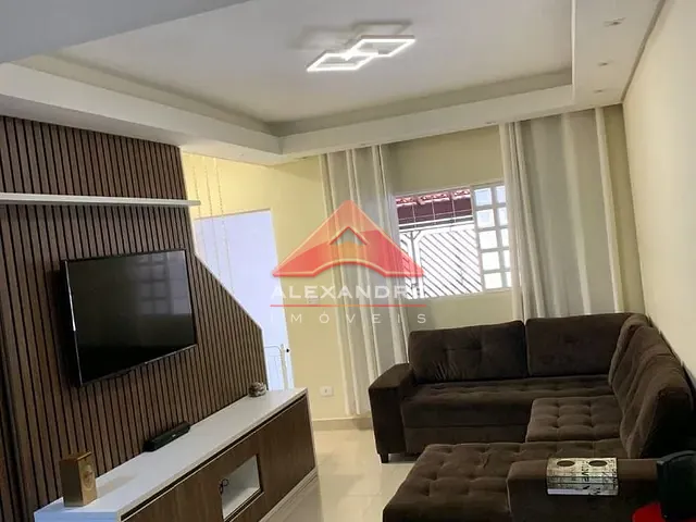 Casa com 75m² 2 quartos e 1 banheiro, à venda, no bairro Jardim Vale do Sol em São José dos Campos
