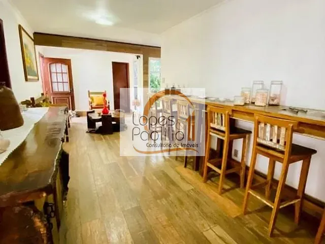 Casa com 720m² 3 quartos e 4 banheiros, para alugar, no bairro Jardim do Lago em Atibaia