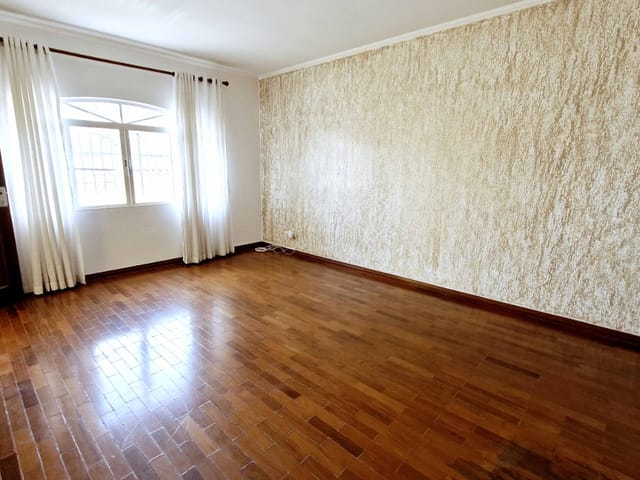 Casa com 172m² 4 quartos e 3 banheiros, à venda, no bairro Vila Santa Terezinha (Zona Norte) em São Paulo