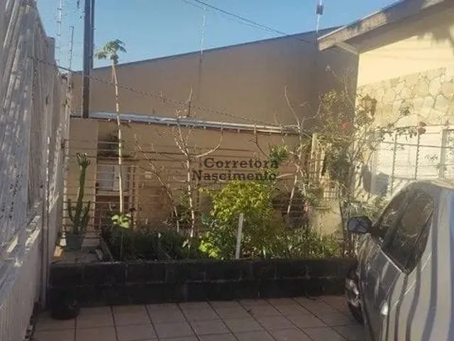 Casa com 400m² 3 quartos e 2 banheiros, à venda, no bairro Cidade Morumbi em São José dos Campos