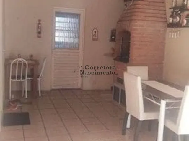 Casa com 400m² 3 quartos e 2 banheiros, à venda, no bairro Cidade Morumbi em São José dos Campos